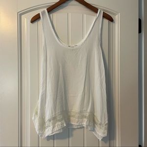Mudd white tank top w laced bottom